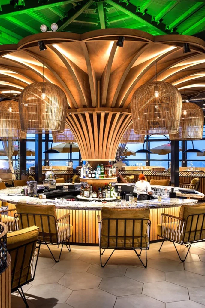 Breeze Restaurant in Statia - High End Fine dining Restaurant at the Golden Rock Resort
